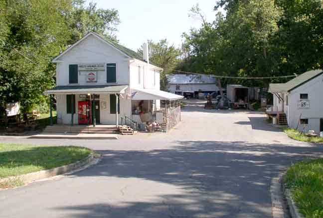 Pooles Store